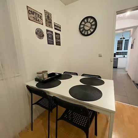 L'eclipse - Gare De Apartment