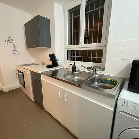 L'eclipse - Gare De Apartment